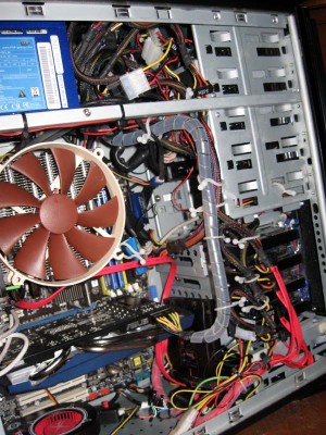 Kabely - pohled dovnitř