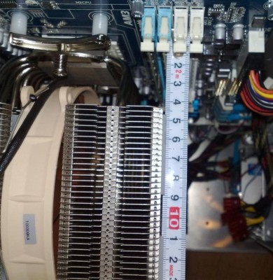 Noctua NH-D14 metr.jpg