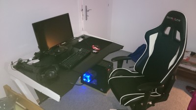 Ultra super kvalita fotografie by Z1 Compact (f**k lighting)