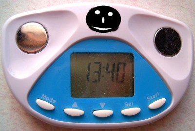 Tím smajlem jsem naschvál přeplácl značku výrobce, abyste nehledali ne netu, ale skutečně hádali. :-)