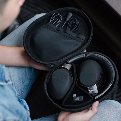 ASUSROGSTRIXGO - Balení.jpg